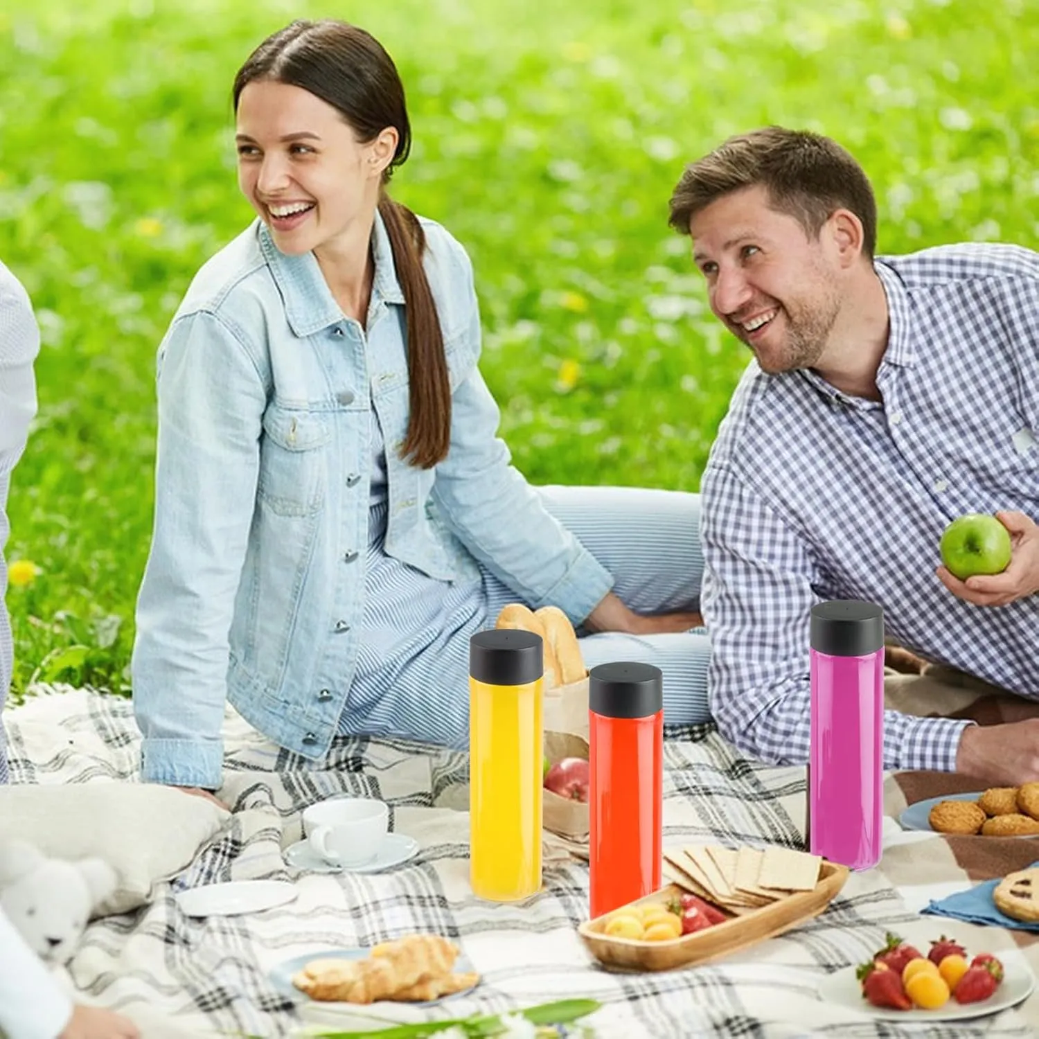 12 Pack 16oz Glass Water Bottles, 500ml Empty Glass Drink Bottles with Black Lids, Brush & Labels, Clear Reusable Juice Bottles for Juicing, Homemade Smoothies, Beverages