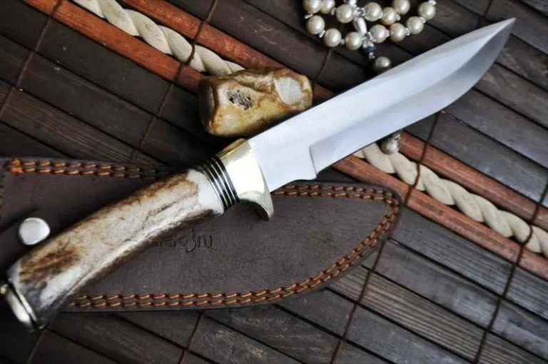 440c Steel Handcrafted Hunting Knife With American Deer Antler Handle