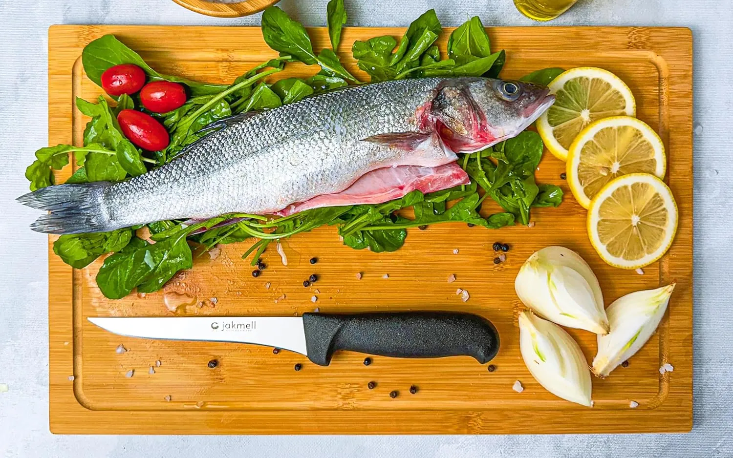 6-inch Boning Knife with Black Handle, Stainless Steel Boning Knife with a Durable Handle, Filet Knife for Fish and Meat, Ideal for Fileting and Boning