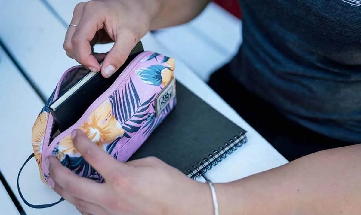 Dakine Accessory Case, Pencil Case Durable and Stylish - University and School Pencil Pouch for Boys and Girls