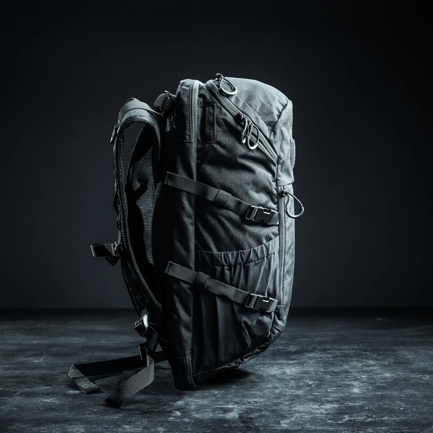 Eberlestock Jacknife Pack - Premium Tactical Backpack for Outdoor Adventures and Hunting - Durable, Versatile, and All-Weather Ready, Dry Earth