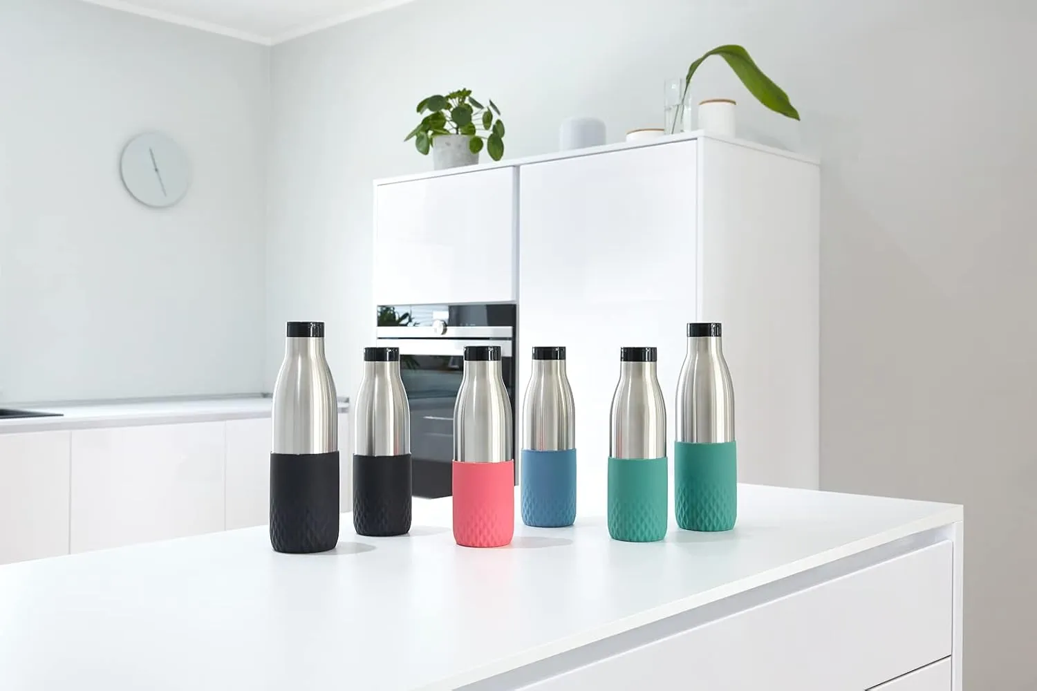 Emsa, BluDrop Sleeve Water Bottle, 0.7L Capacity, Insulated Water Bottle in 18/10 Stainless Steel, 100% Airtight and BPA Free with Quick-Press Closure, Soft-Touch Coating, Black