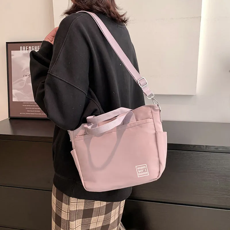 Fashionable Lightweight Nylon Shoulder Bag