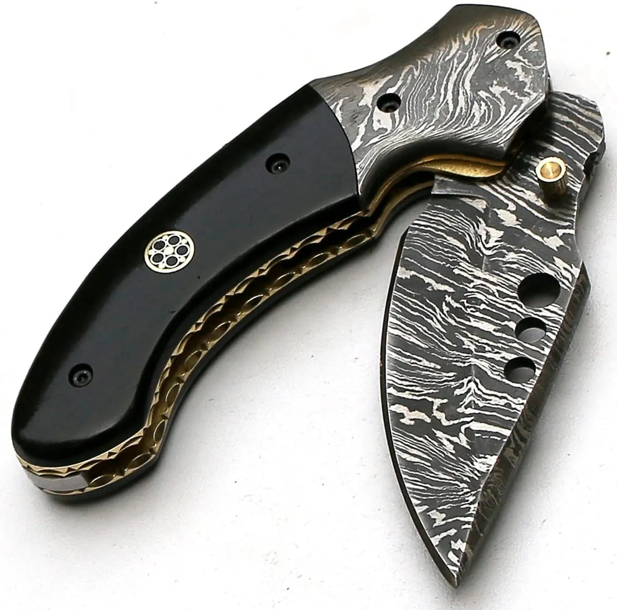 FOL-8908 Handmade Damascus Steel Hunting Folding Pocket Knife With Buffalo Horn Handle
