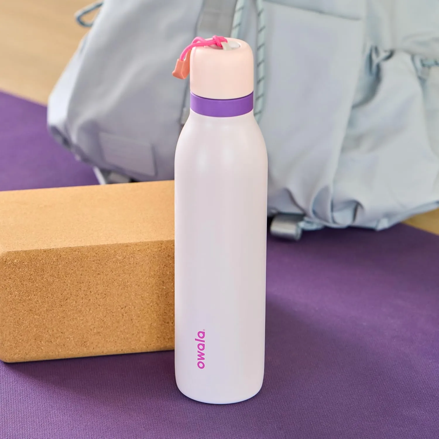 FreeSip Twist Insulated Stainless Steel Water Bottle with Straw for Sports and Travel, BPA-Free, 18-oz, Pink/Purple (Dreamy Field)