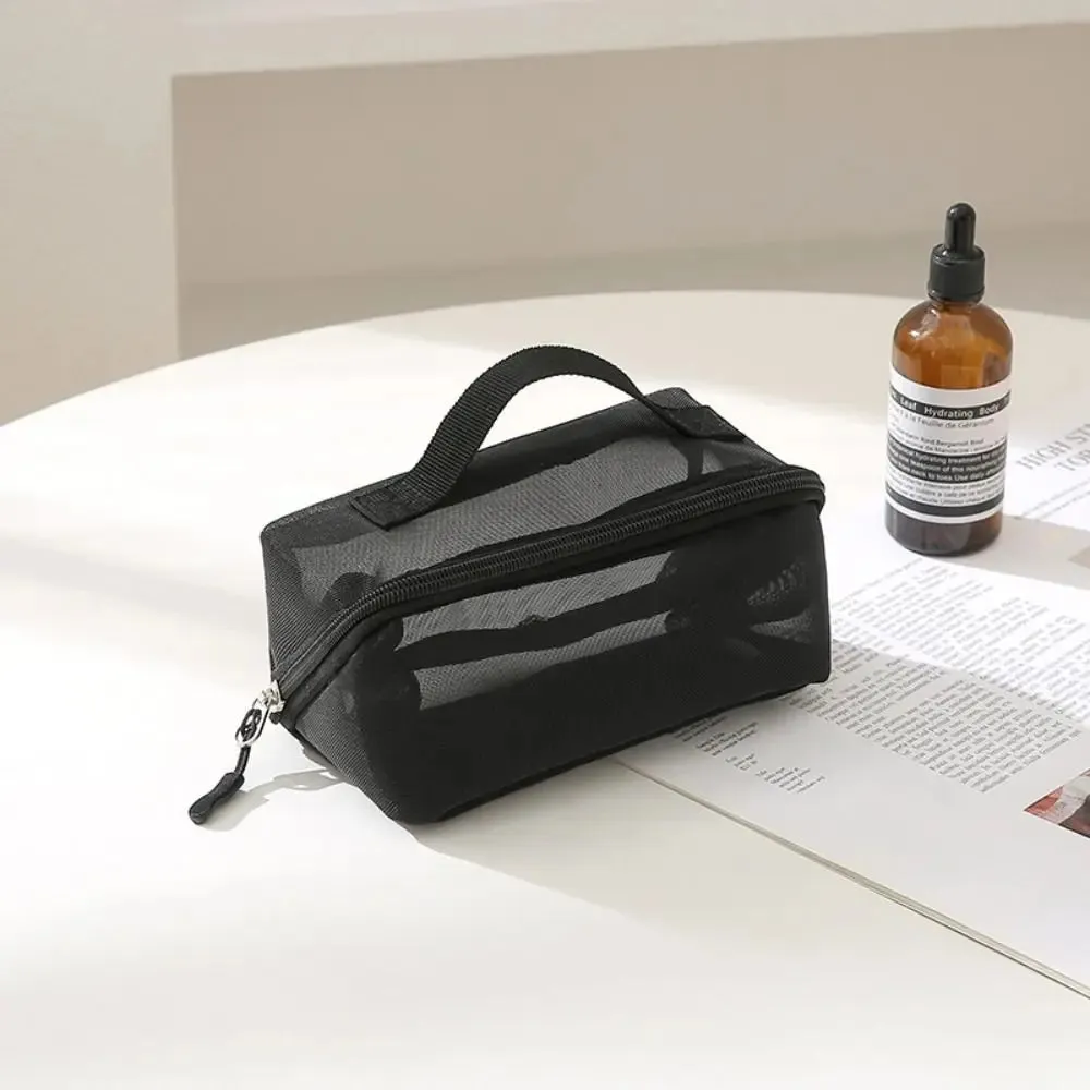 Kairi | Lightweight and sturdy cosmetic organizer