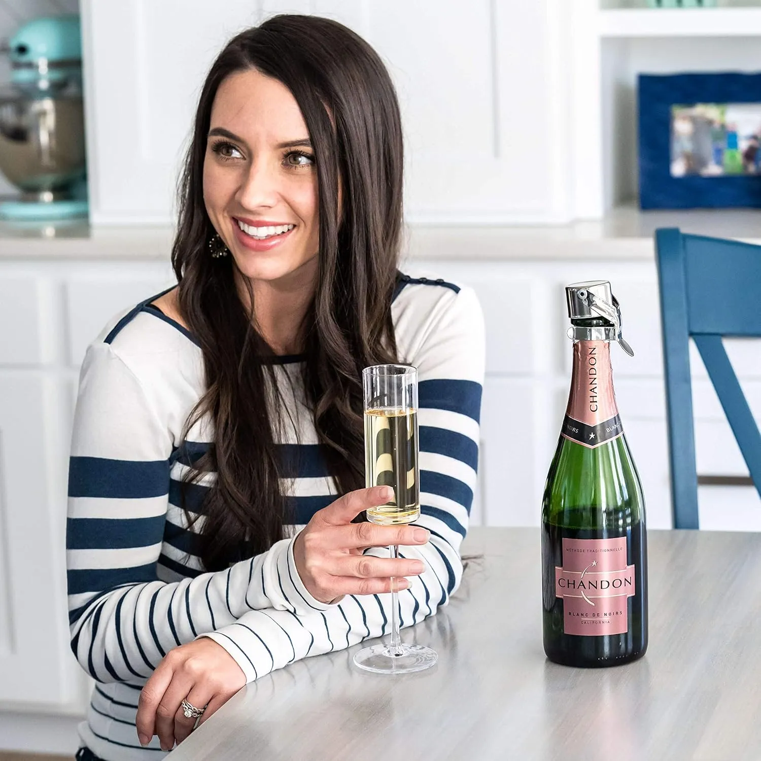 KLOVEO Champagne Stoppers - Patented Seal - Made in Italy - Professional Grade WAF Champagne Bottle Stopper - Prosecco, Cava, and Sparkling Wine Stopper