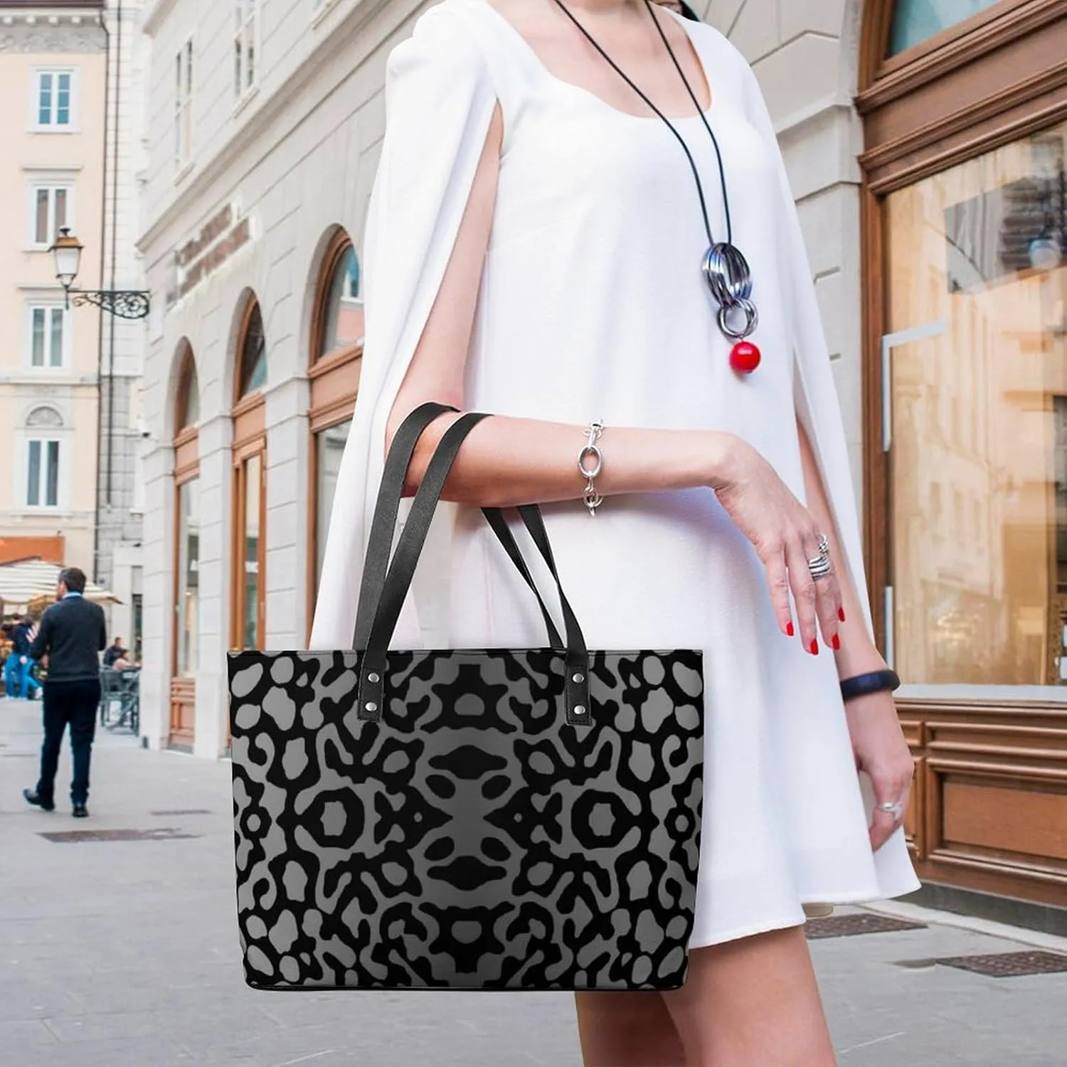 Large Leather Handbag Unisex Travel Lightweight Tote Bag For Daily Use
