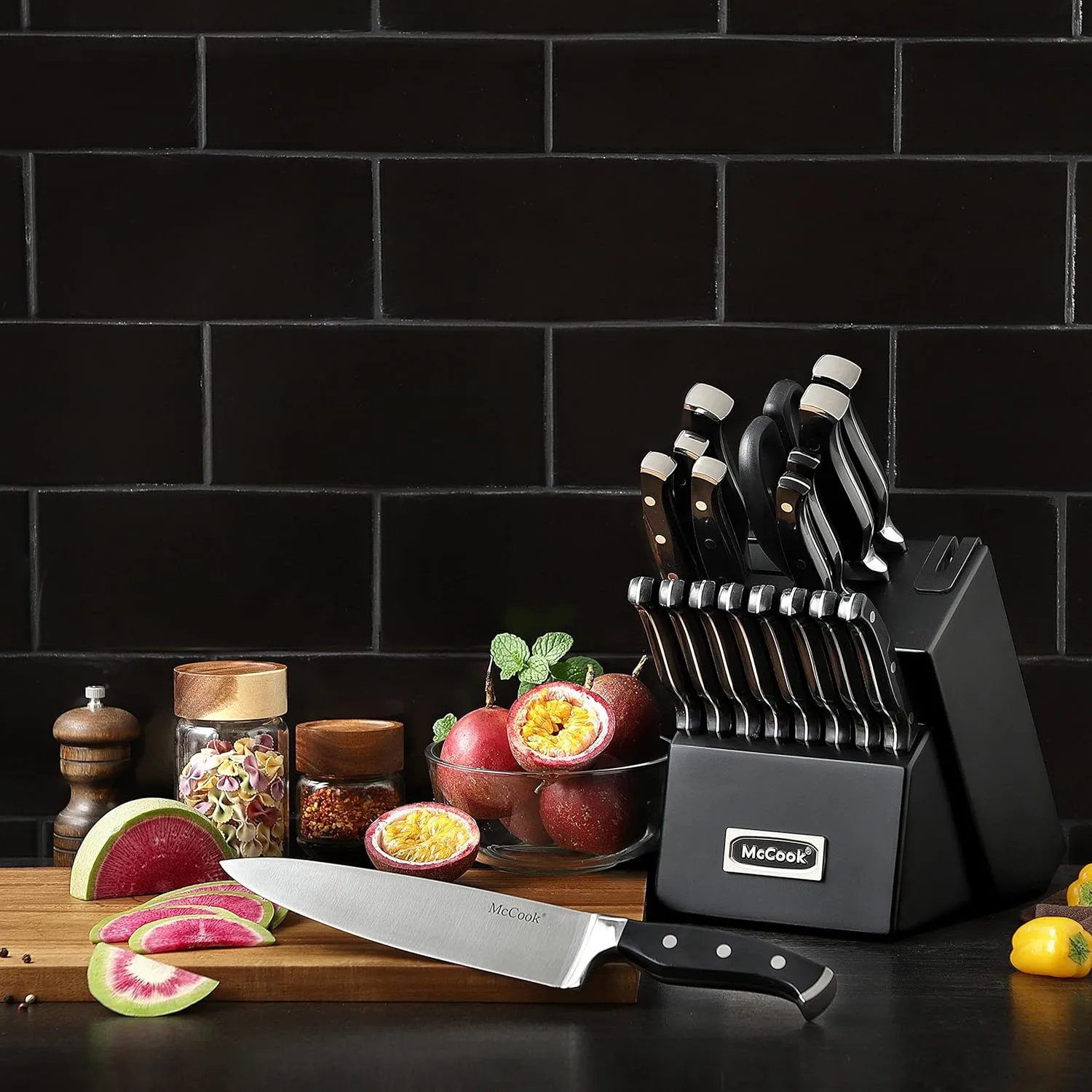 McCook® Black Knife Sets, German Stainless Steel Forged Kitchen Knives Block Set with Built-in Knife Sharpener