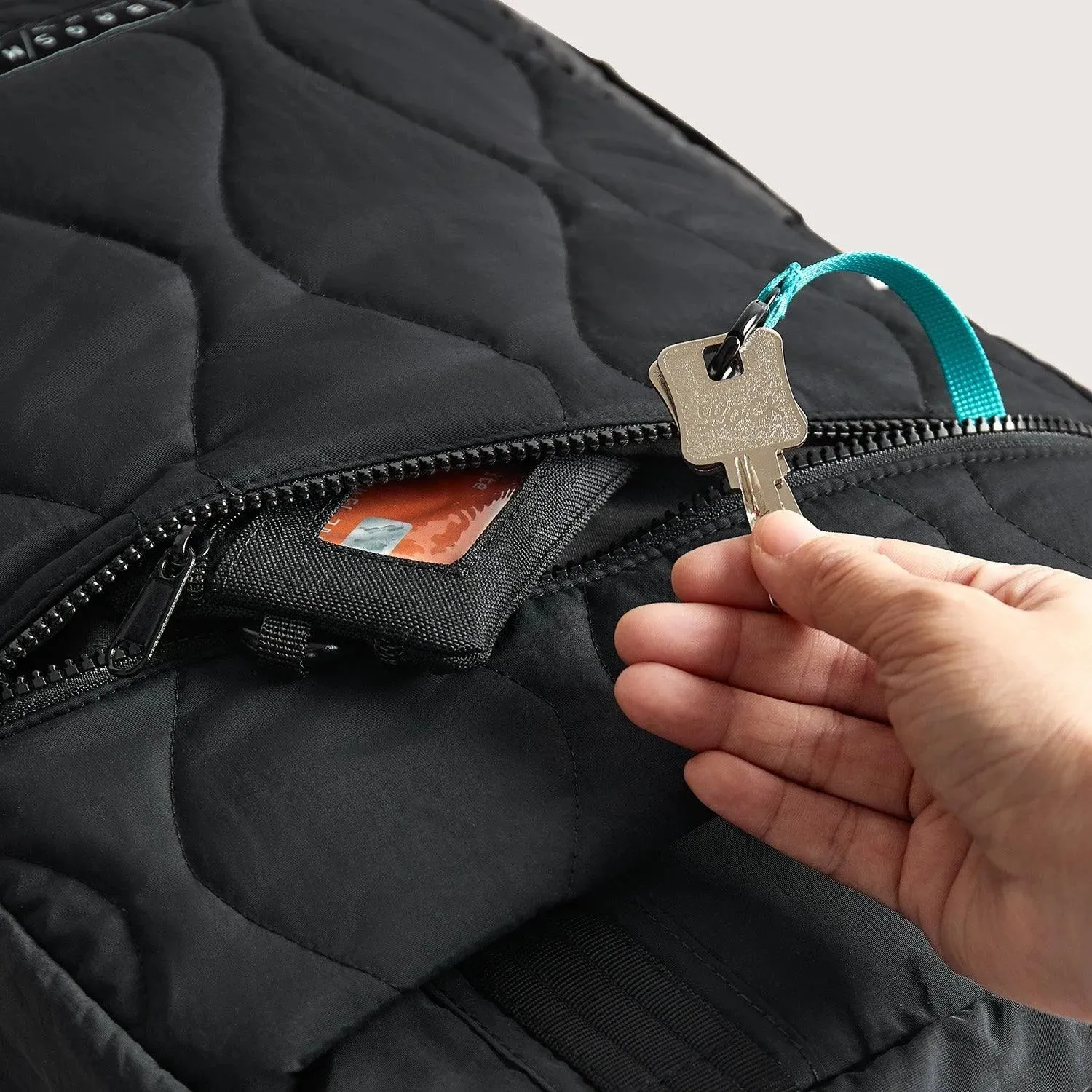 Paz 23L Backpack