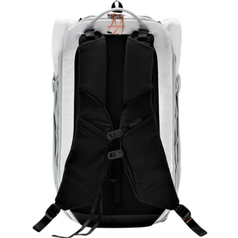 Peak Design Outdoor Backpack 25L