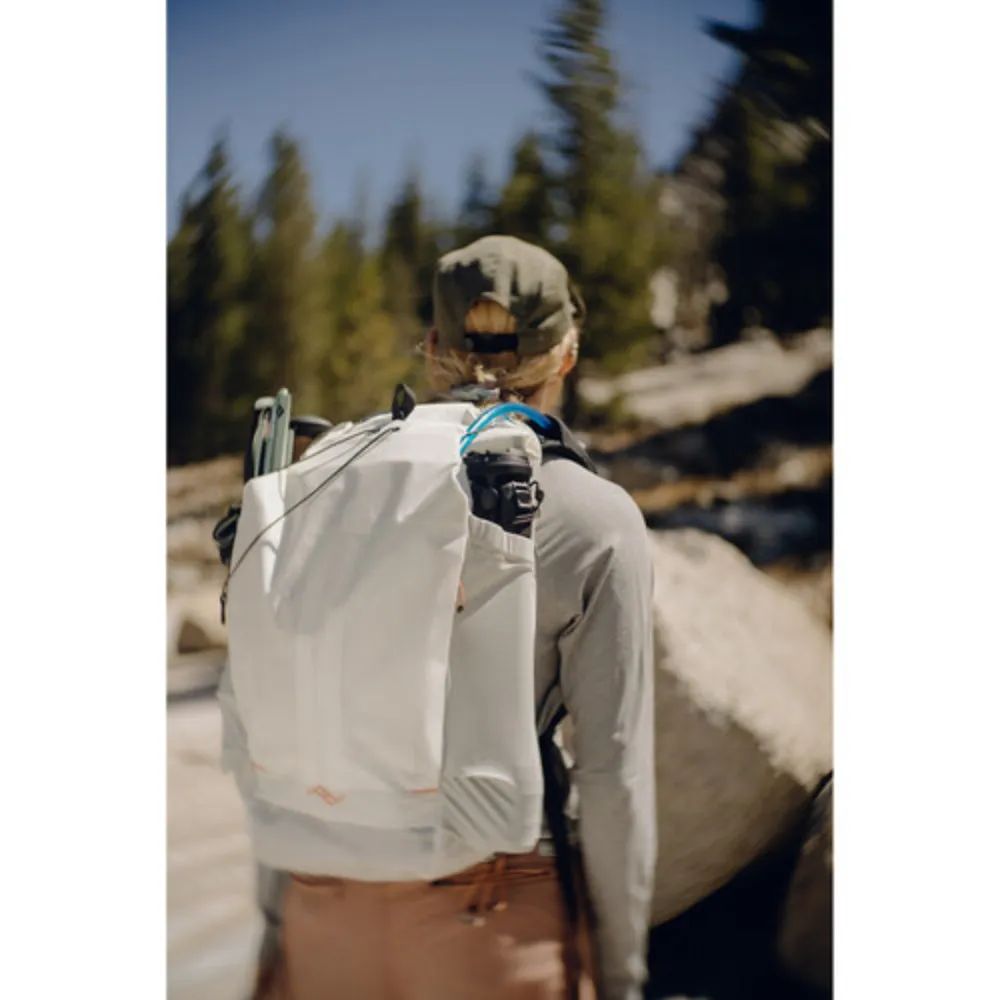 Peak Design Outdoor Backpack 25L