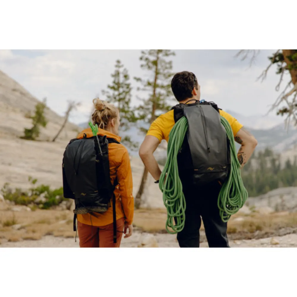 Peak Design Outdoor Backpack 25L