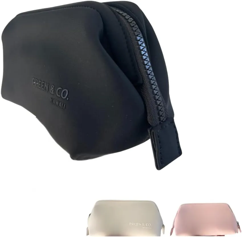 Small heat-resistant makeup bag, beauty case. Insulated cosmetic bag helps protect makeup from melting, spoiling and expiring quickly. Heat proof makeup bag for car