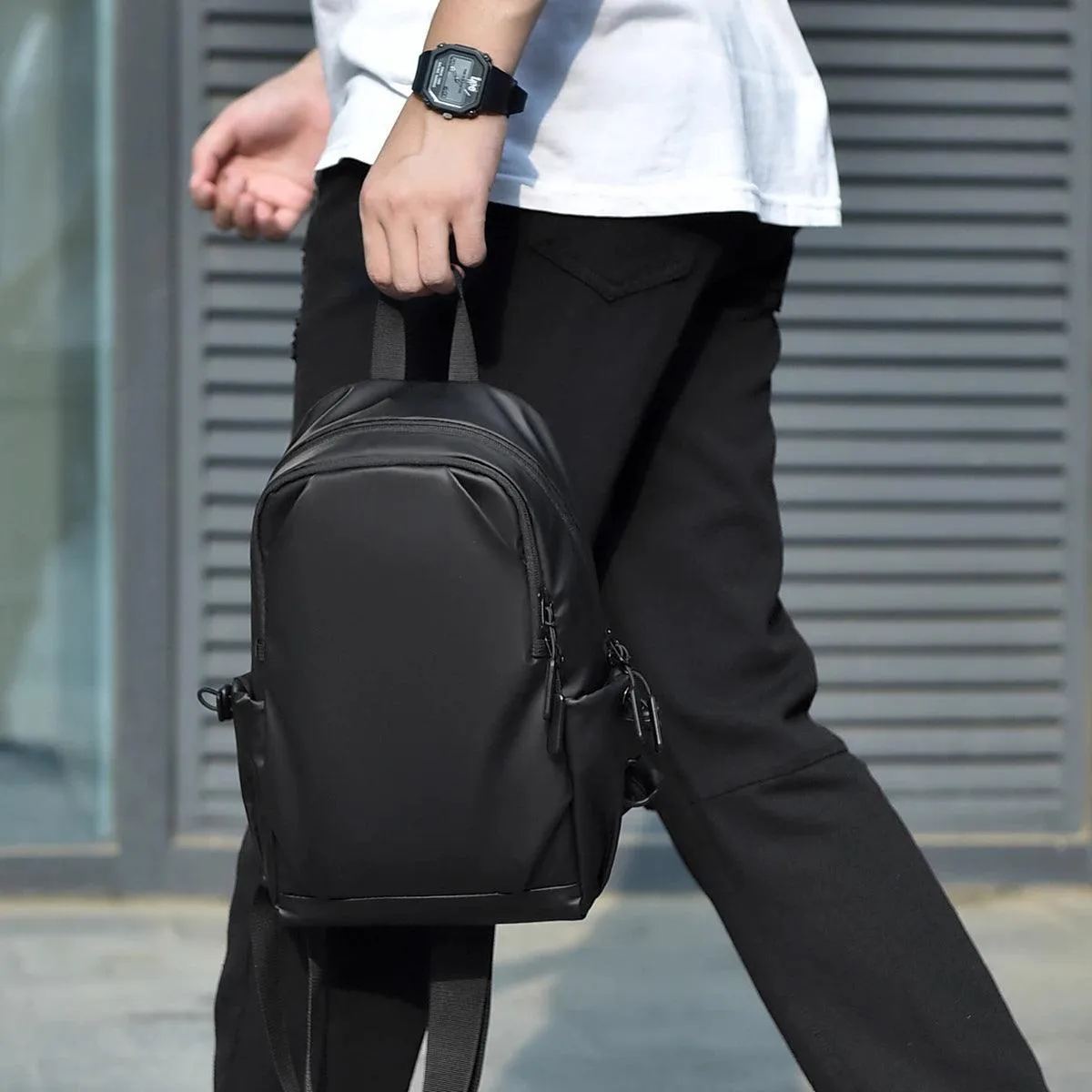 Travel Crossbody Bag – Lightweight & Secure Design