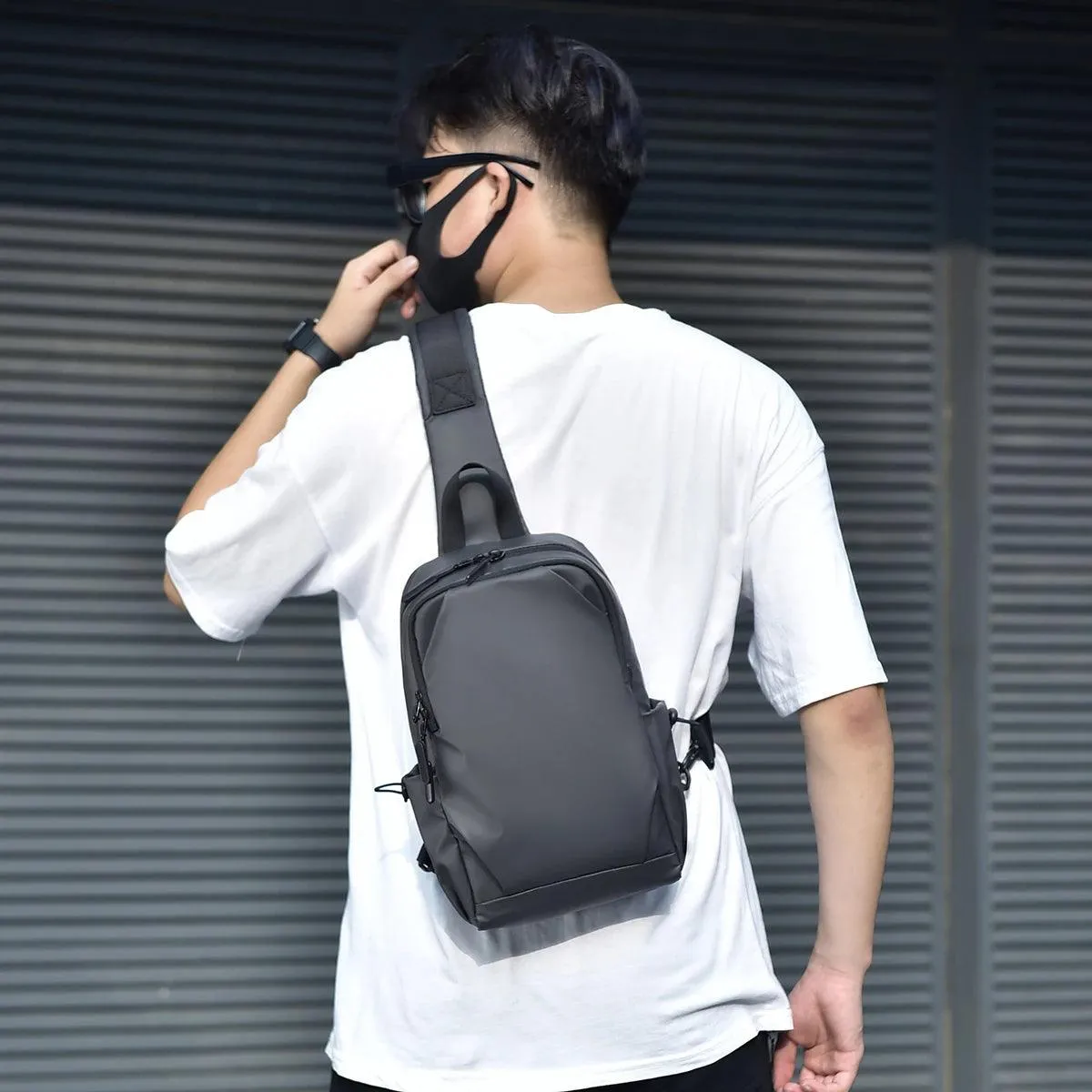 Travel Crossbody Bag – Lightweight & Secure Design